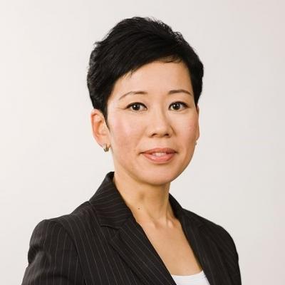 yumiko-ono-photo2-hi-res-1_Square_2.jpg